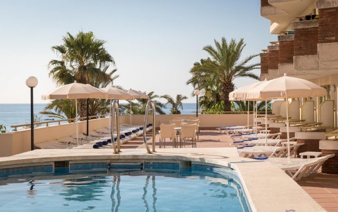 Zwembad van Hotel Top-H Royal Sun in Santa Susanna